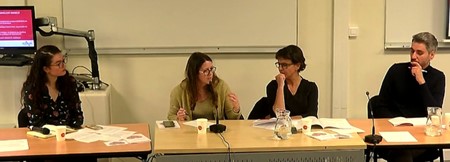 Photo des participants à la table ronde. De gauche à droite : Joséphine Corcoral, Claire Bey, Najat Vallaud-Belkacem et Philippe Martin.